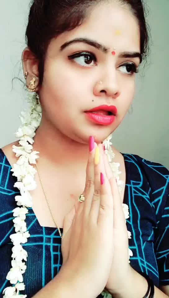 @👑 🖤NIHARIKA🖤 👑