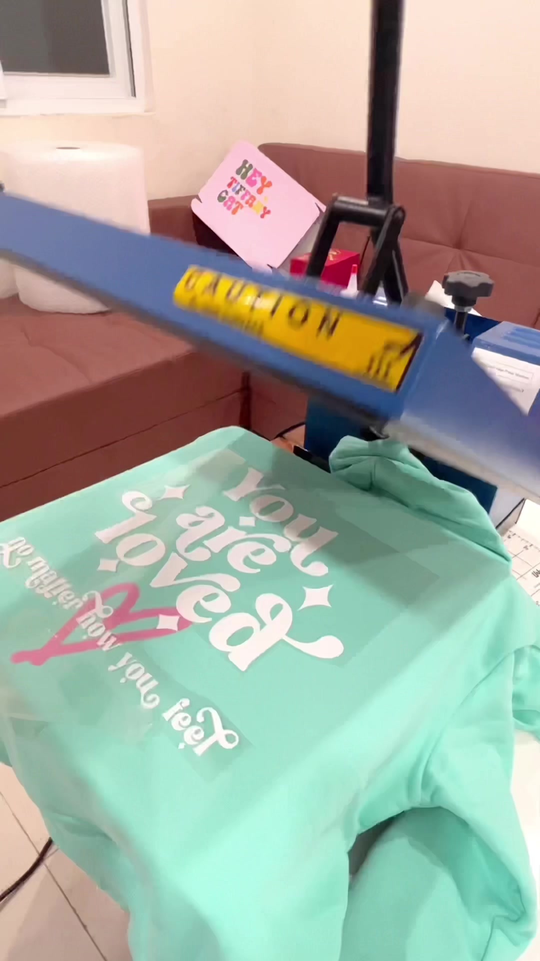 @Hey, Tiffany Cat