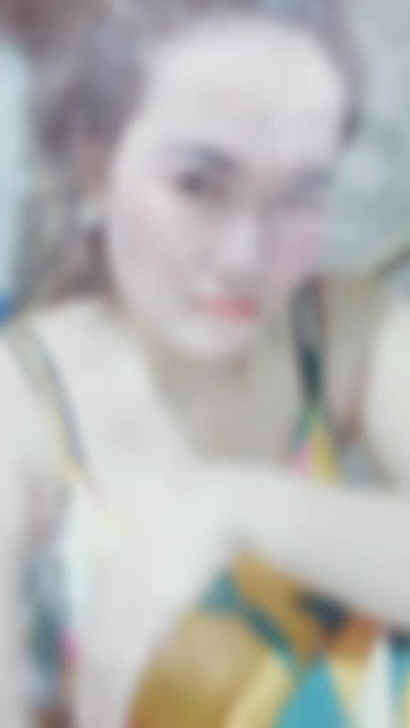 @លីណា