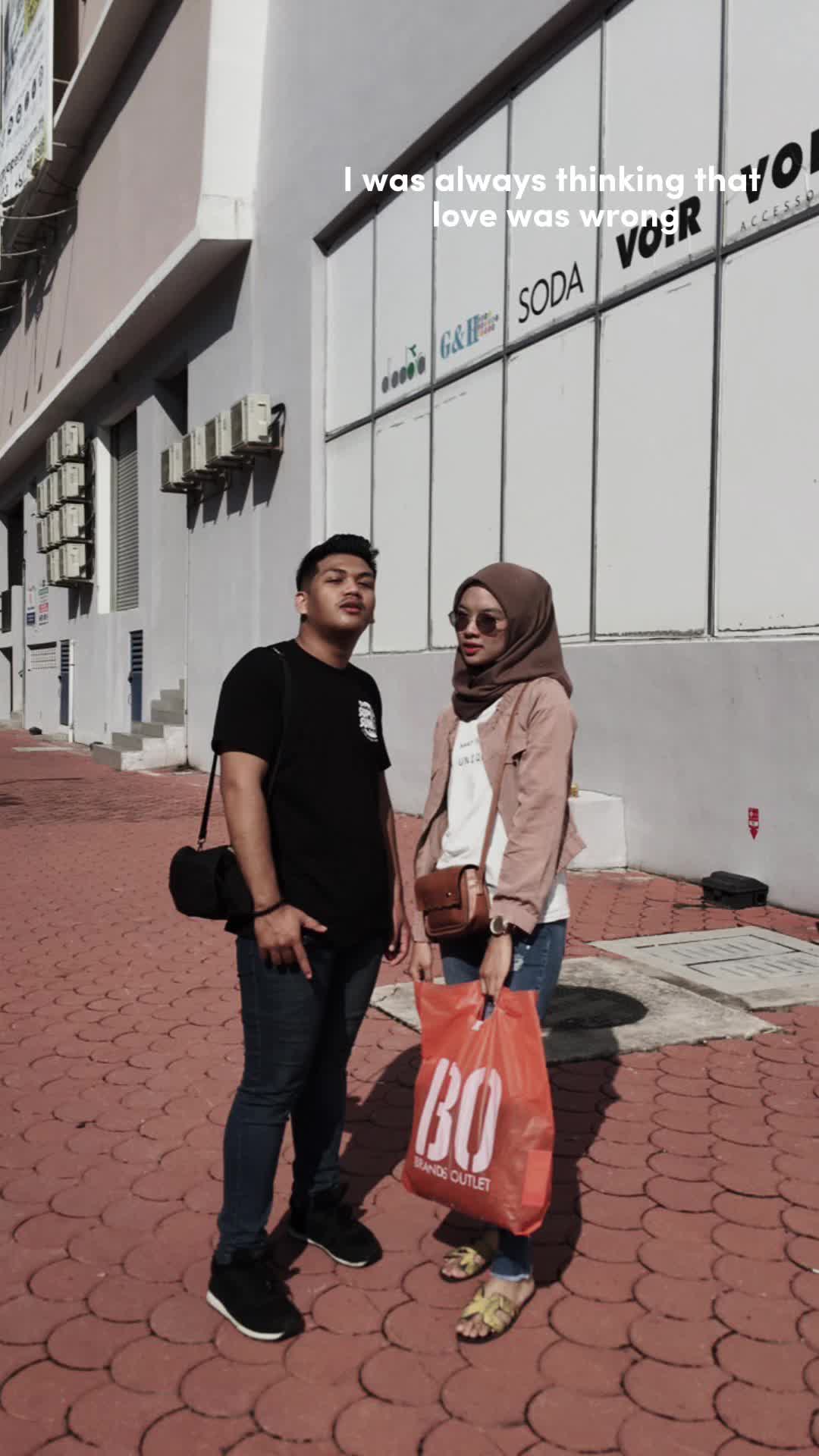 @Syaalya