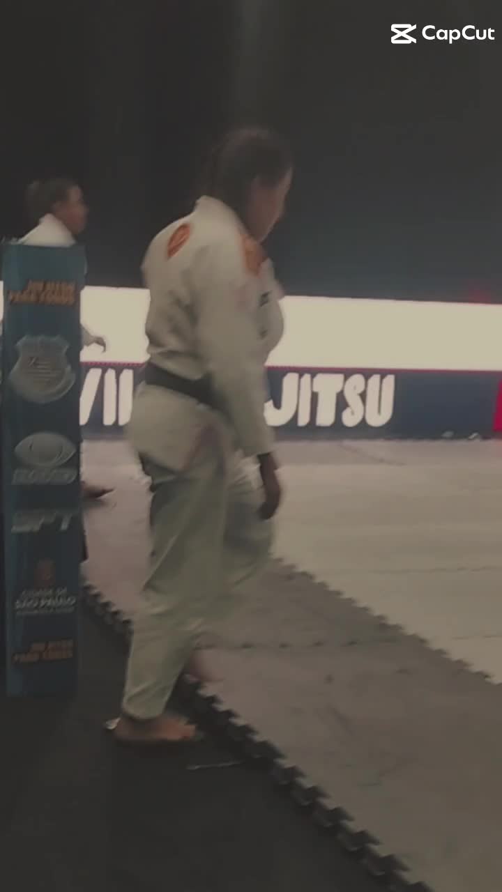 @CynthiaReisbjj