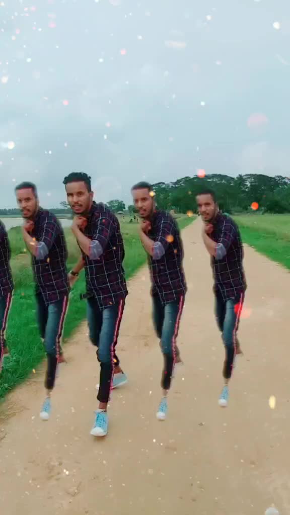 @T Kହସି ଦିଅ ମୋ ପାଗେଳୀ