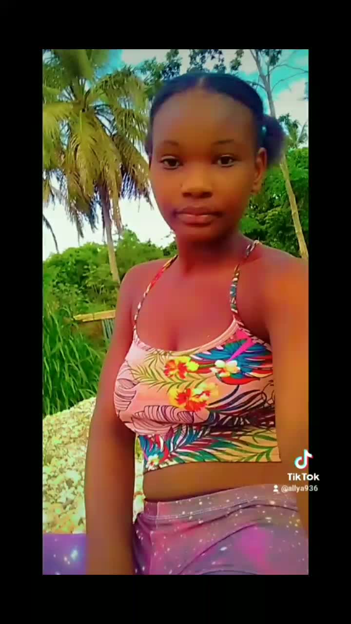 @neïsaa