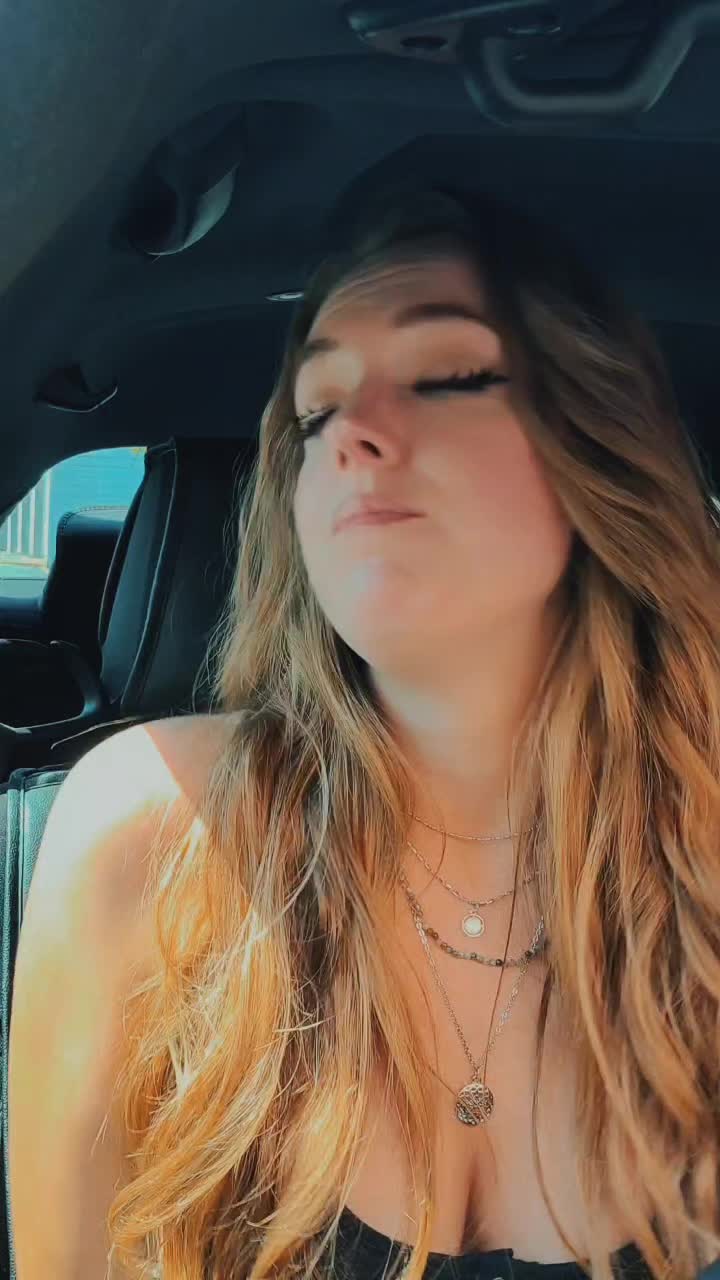 @Samantha