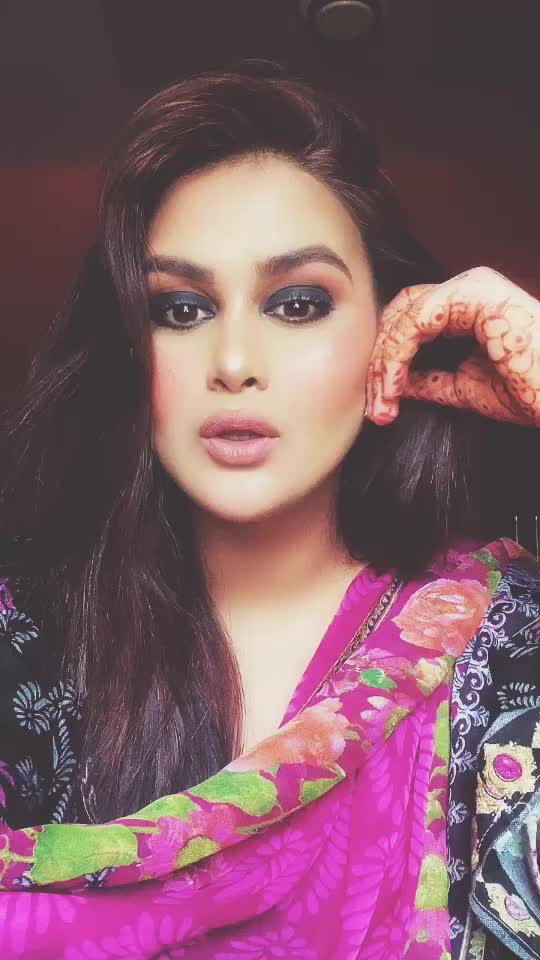 @Nida Khan🦋
