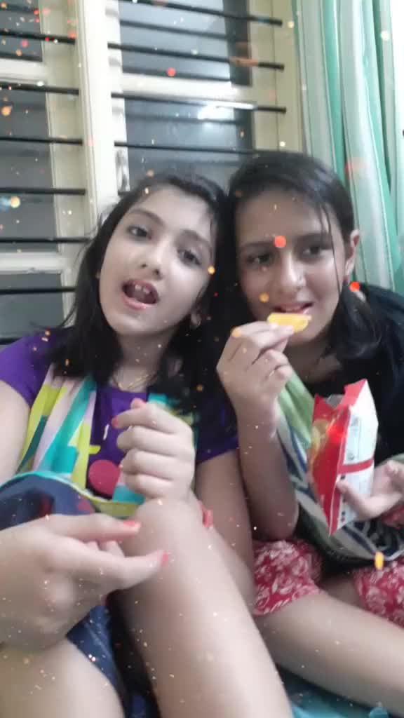 @Riva sisters