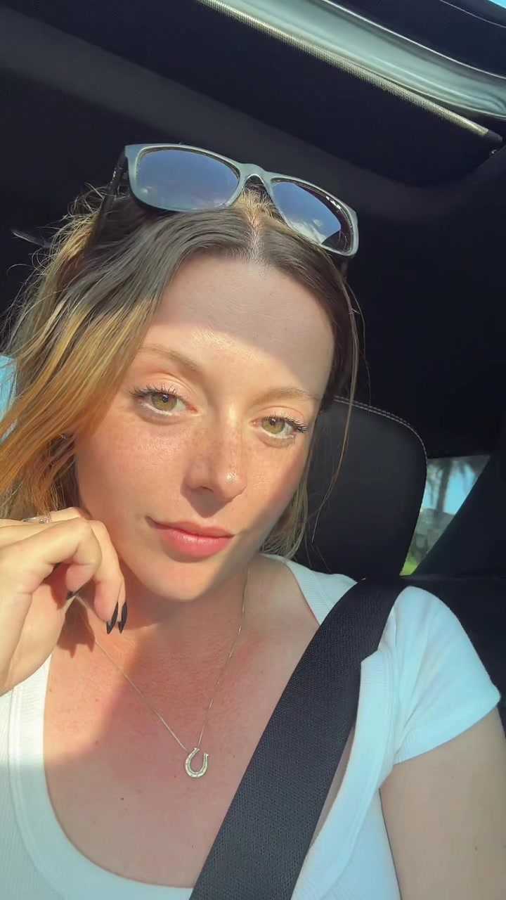 @Nadia Foxx