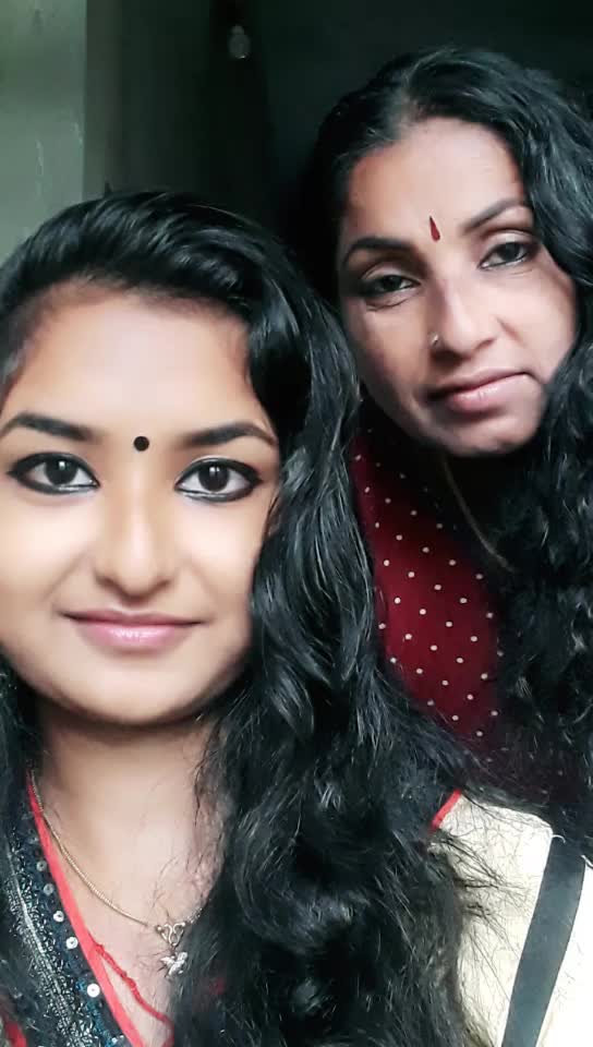 @✌✌Gowri✌✌