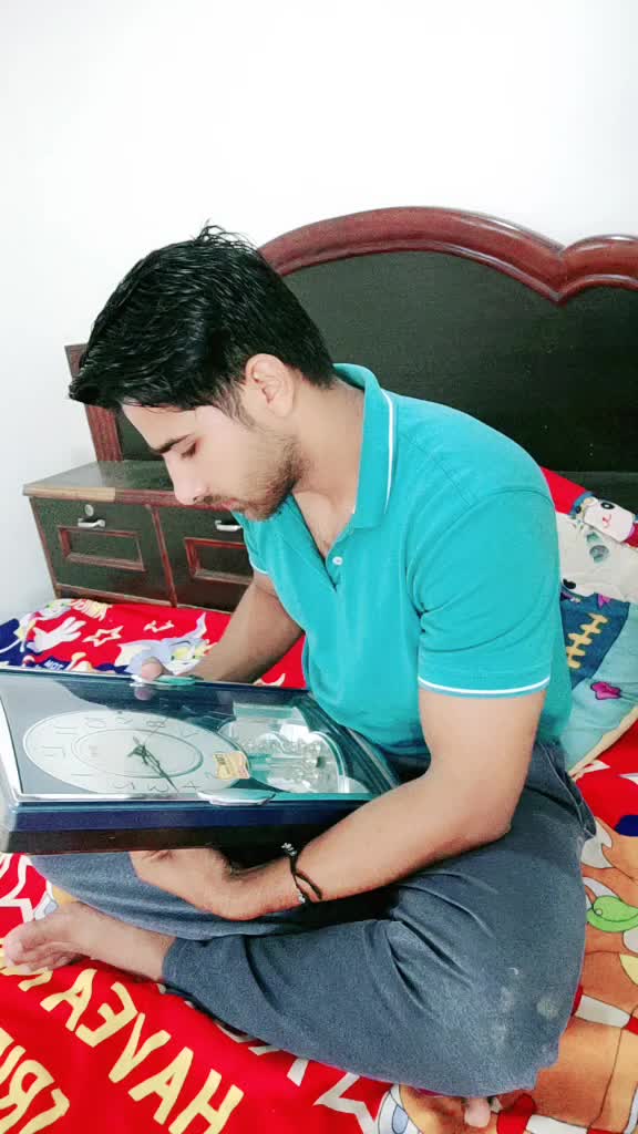@user31300875467