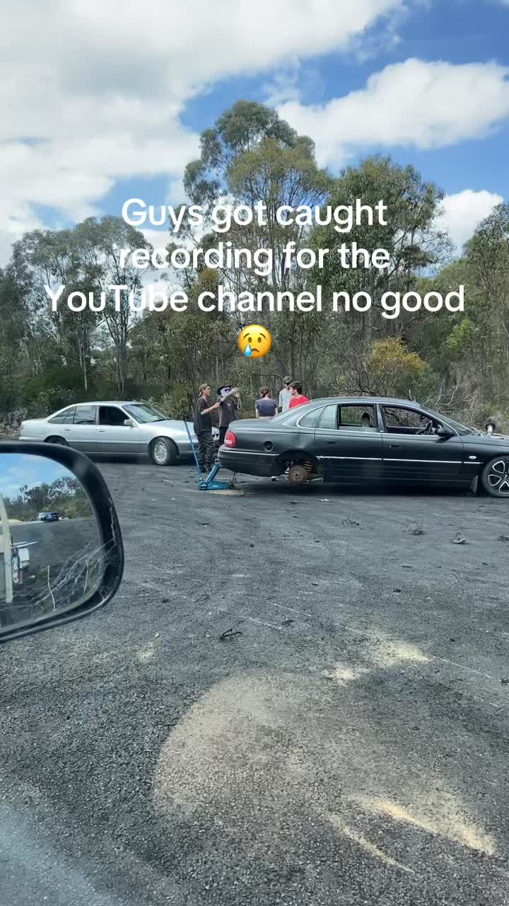@️