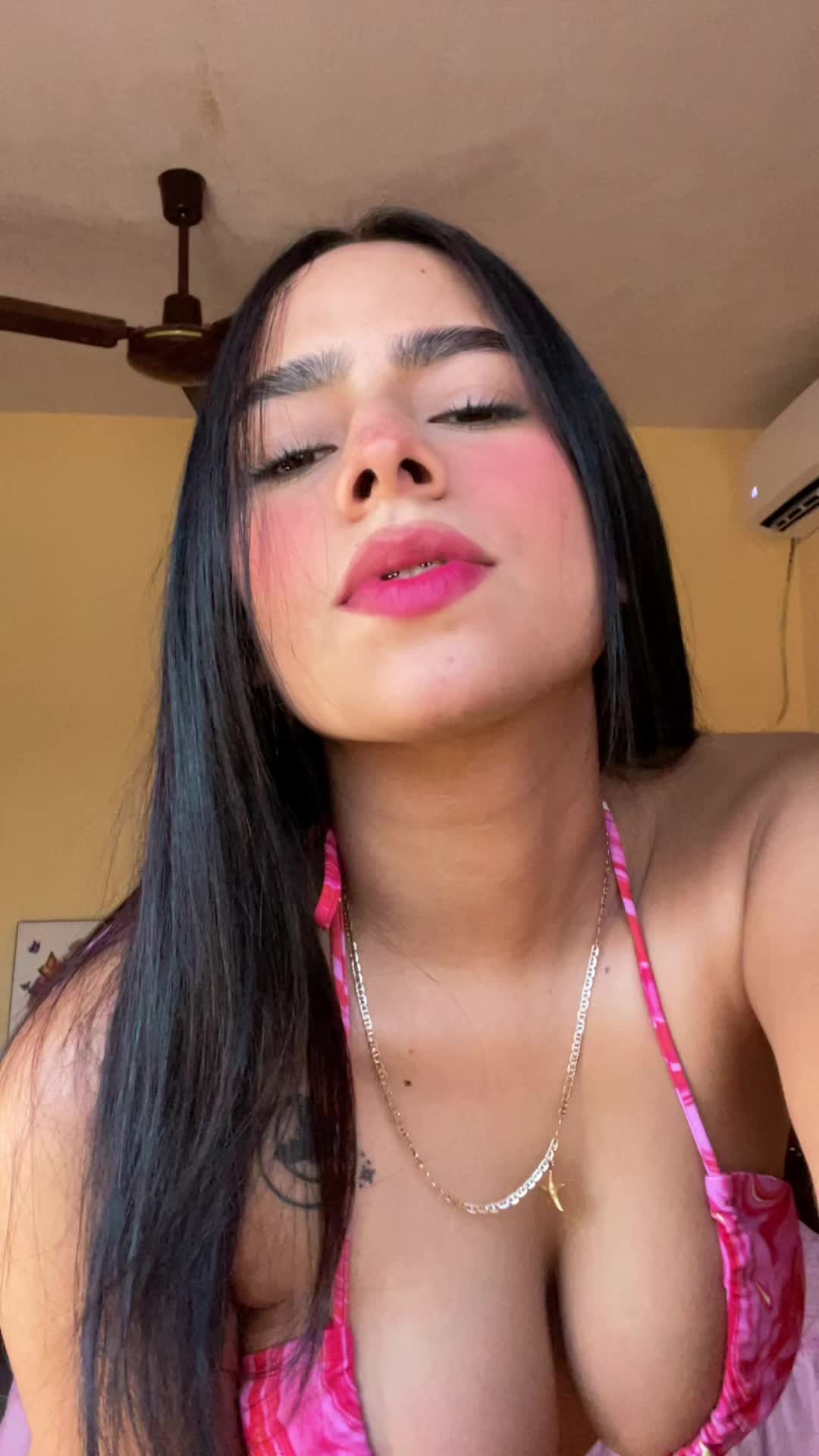 @N a t h 🌞.