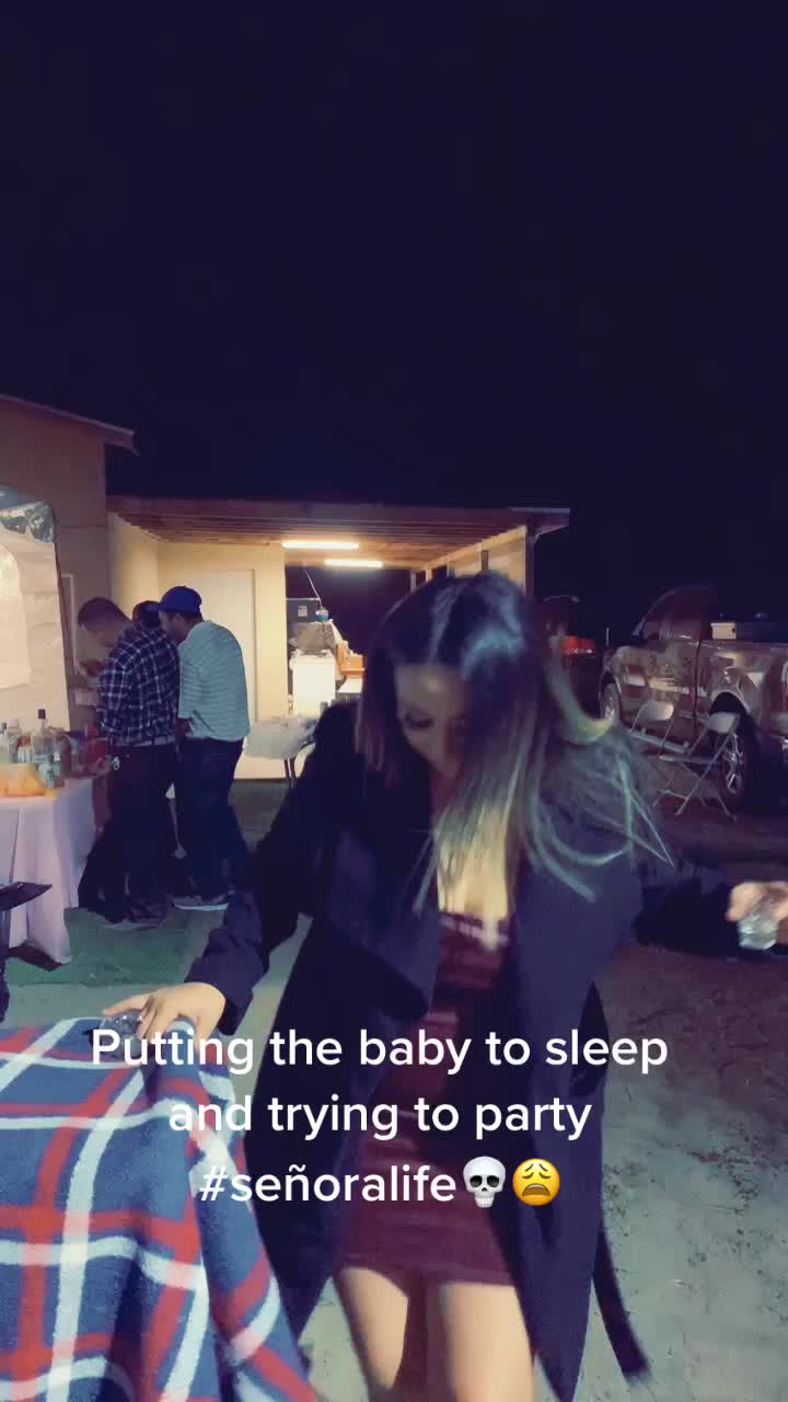 @Tania