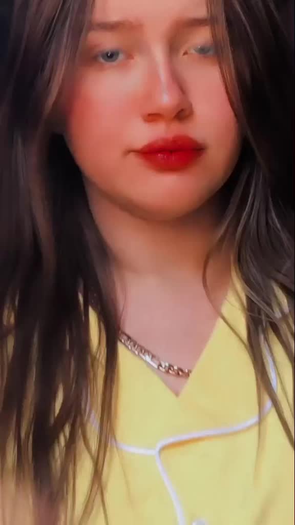 @حنين حسام