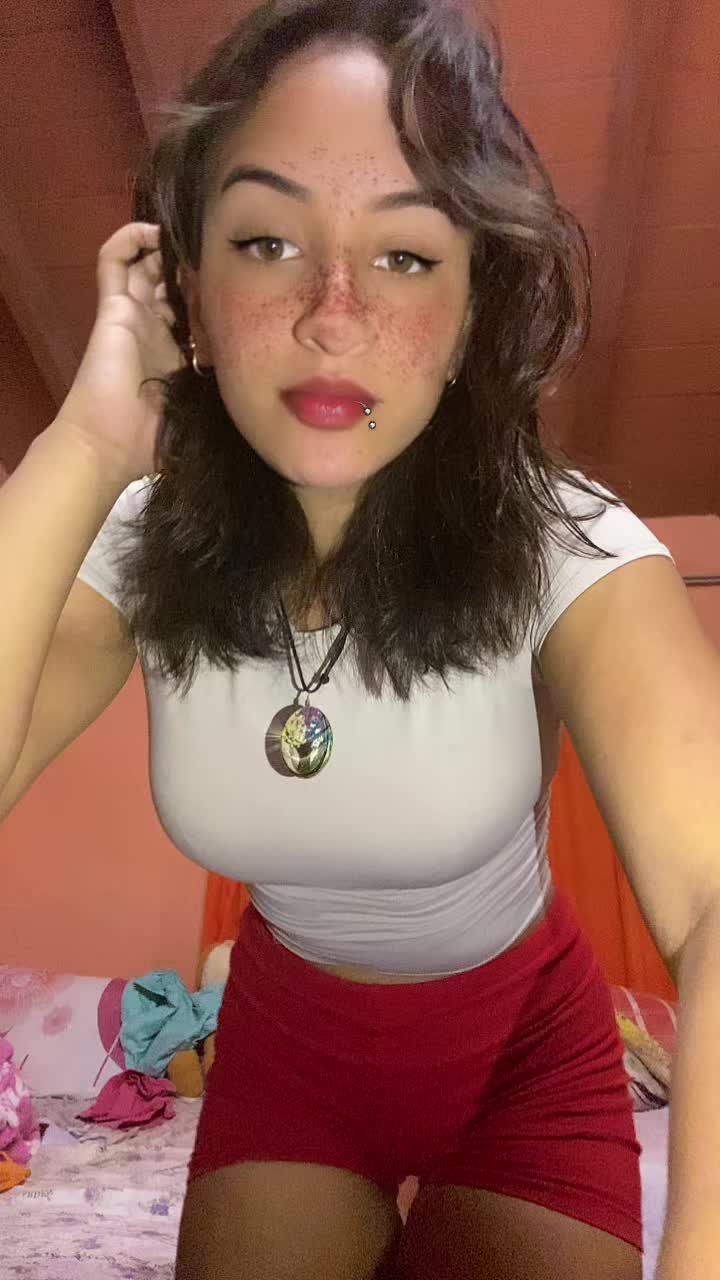 @𝙱𝚎𝚛𝚎𝚗𝚒𝚜𝚜𝚎 ✿