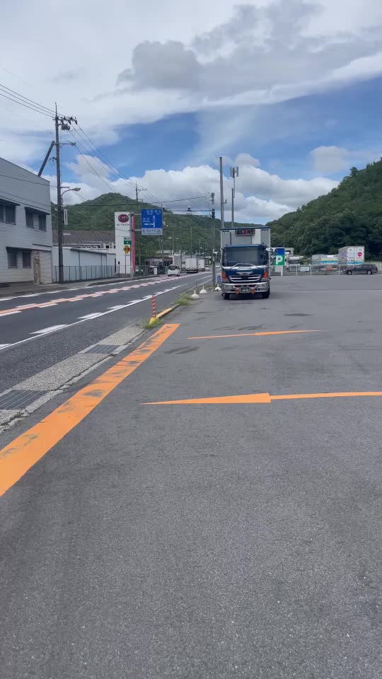 @ゆ