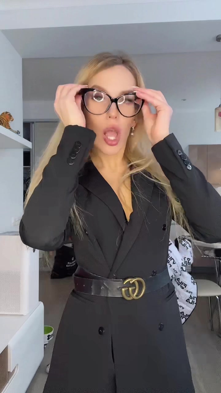 @Blonda757☝️