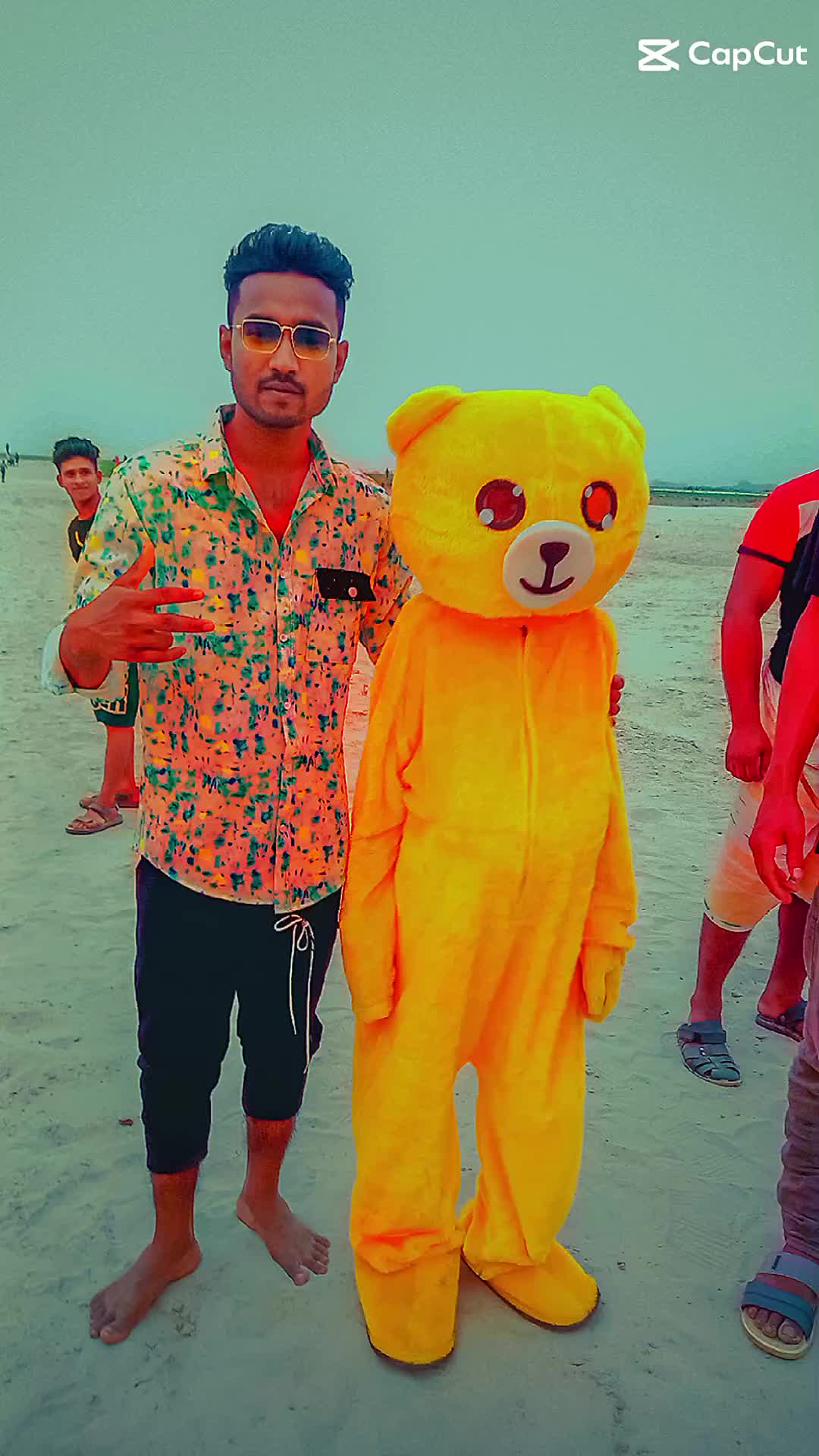 @S H l M U L