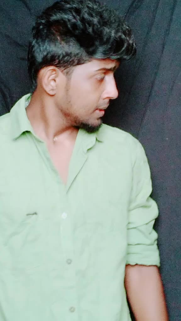 @ViGnEsHvIcKy