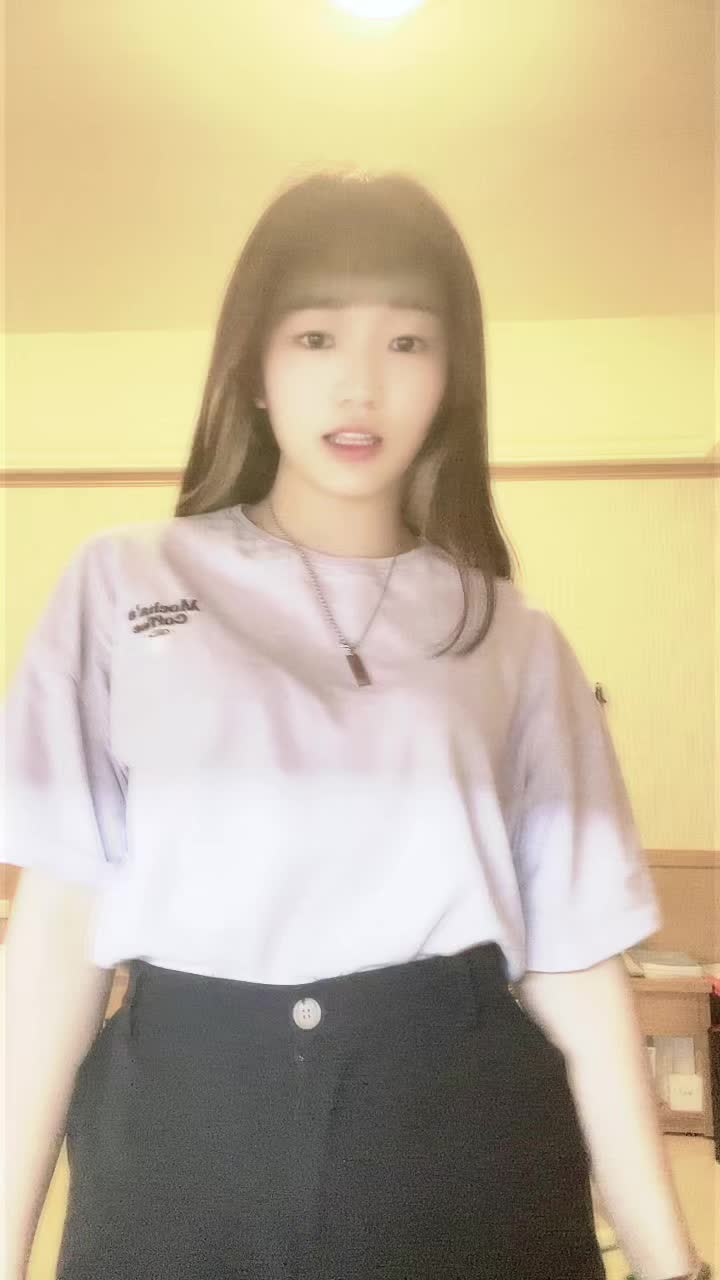 @被咬一口的衣服