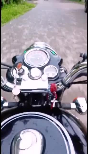 @Ekm_city_rider