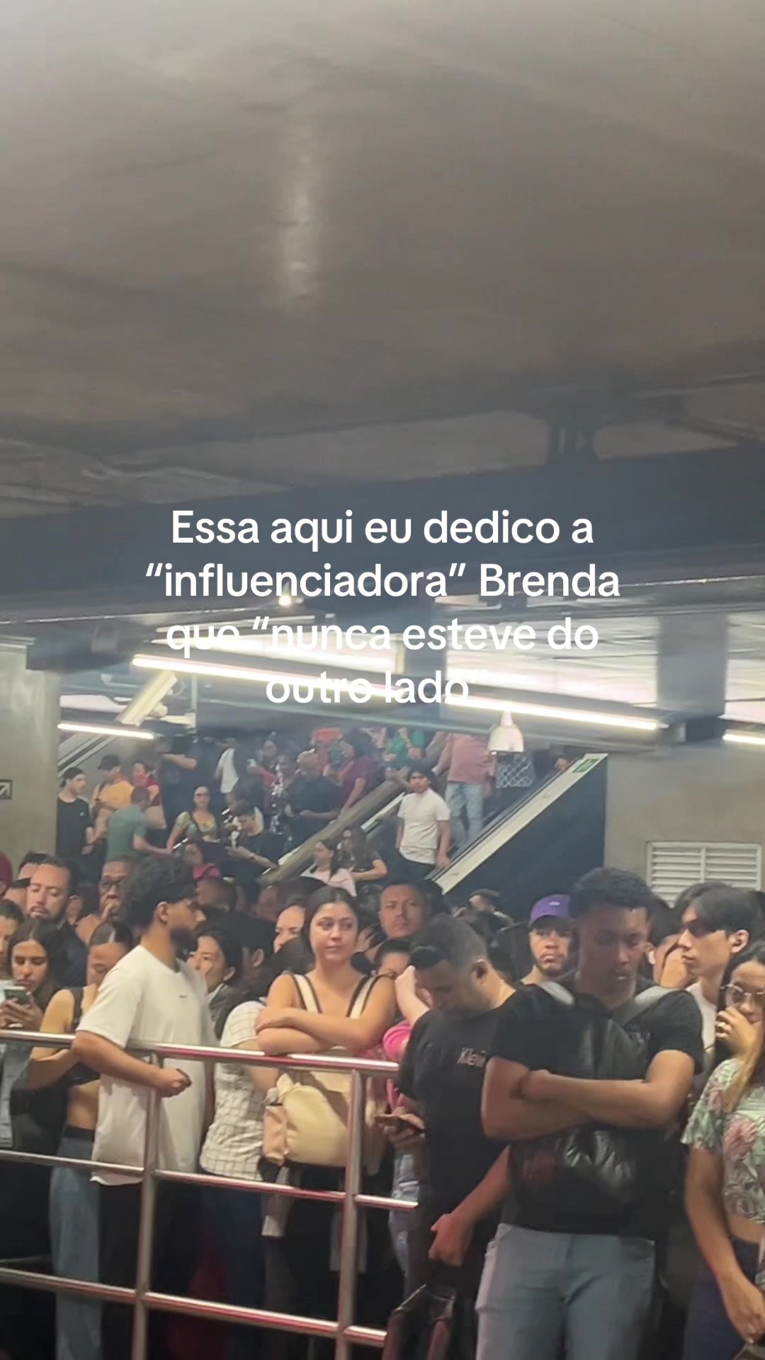 @fefê ·͜·