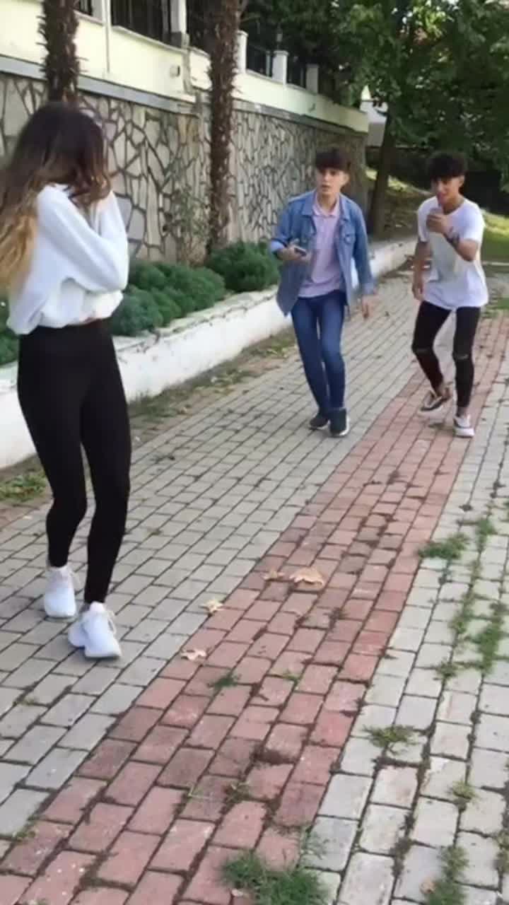 @Hakan1iz