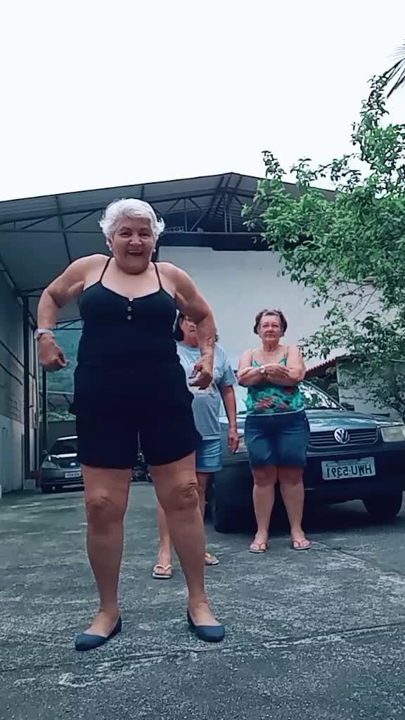 @Amélia