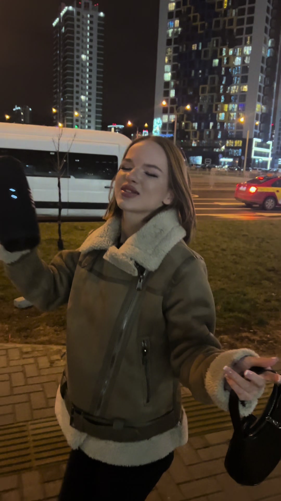 @Анастасия 😈