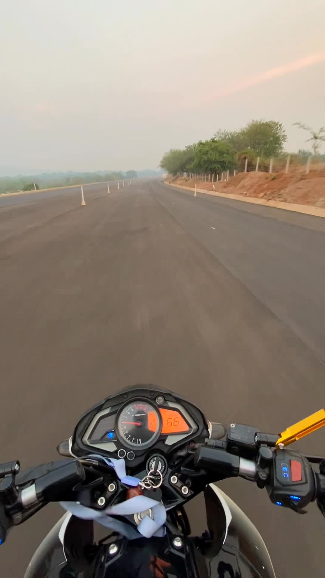 @La Mamalona🇸🇻🏍️