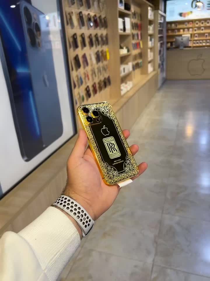 @Apple_EXTRA