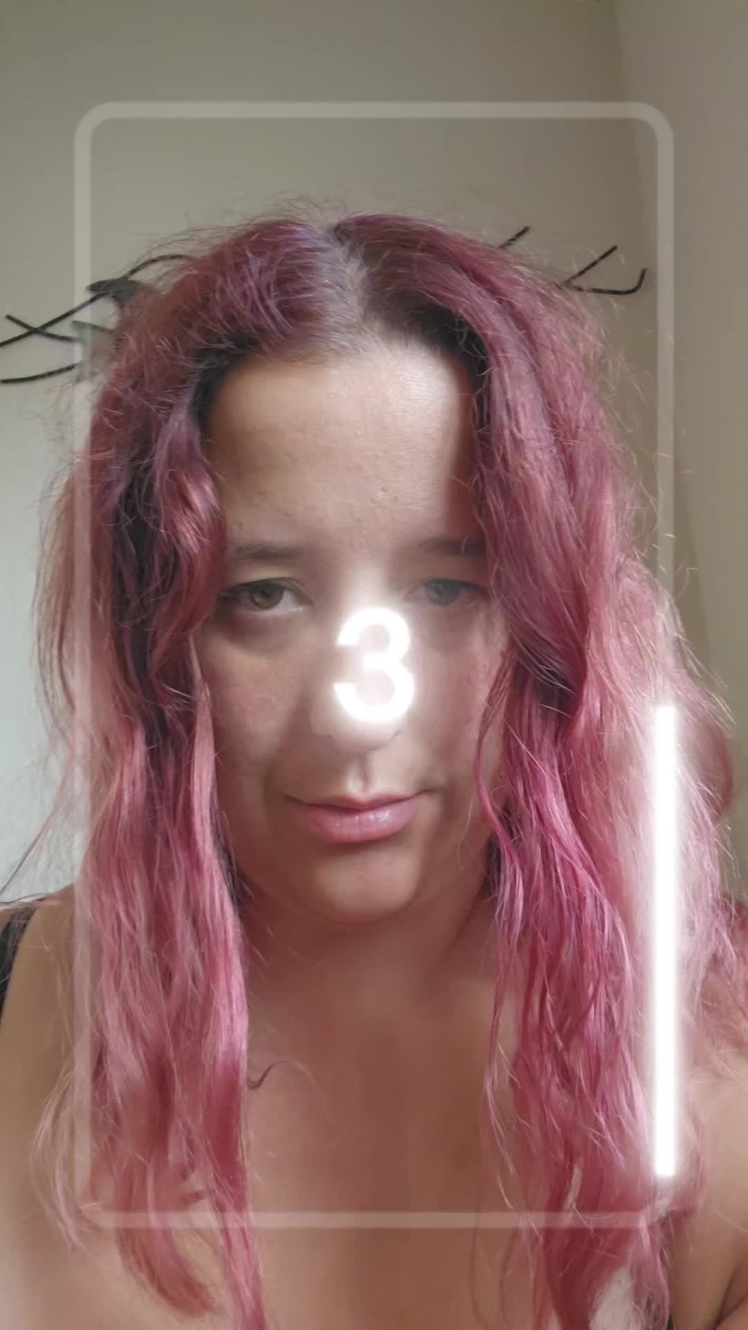 @PoisonJenny