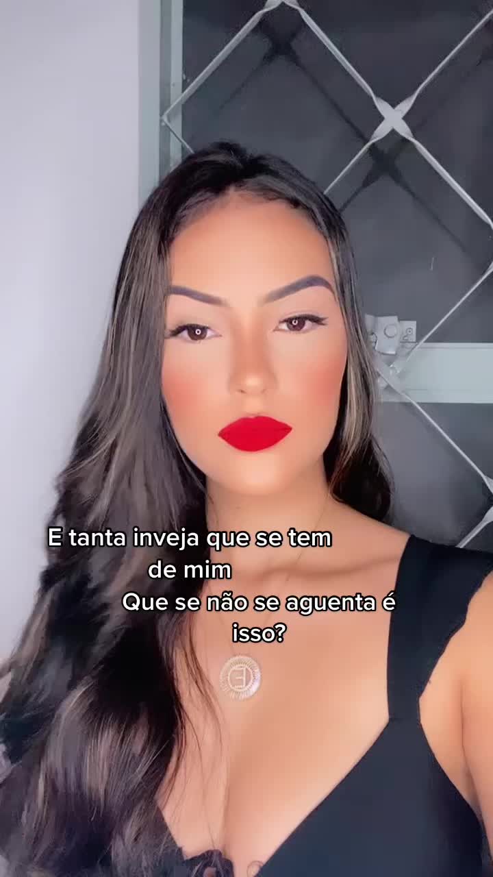 @_emanuellycarolina