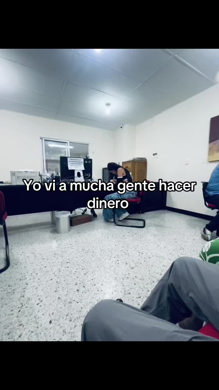 @DANIELA🌸
