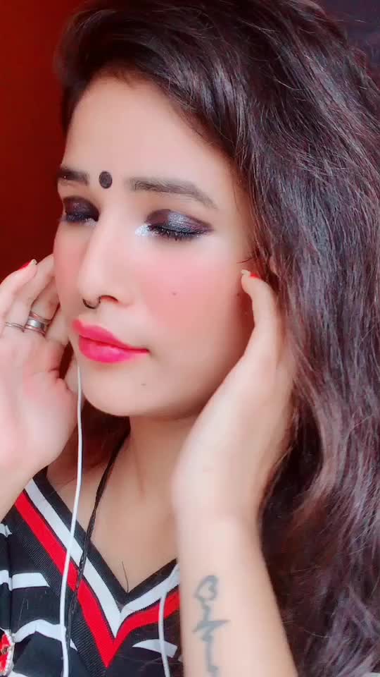 @iam_Sshanaya_munmun