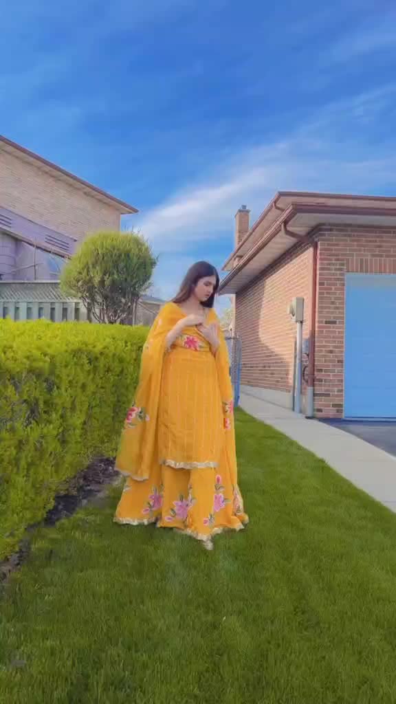 @🇨🇦 💫 KhuShi--tAj 💫🇨🇦