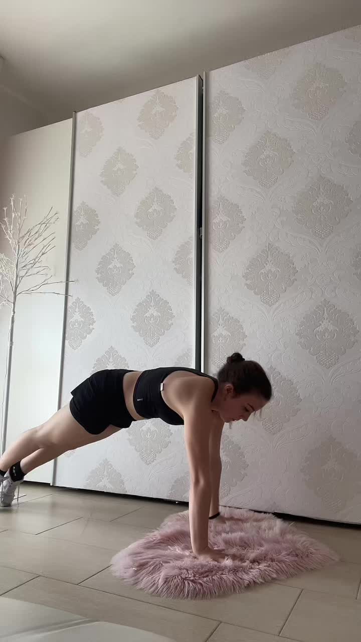 @marziacamm