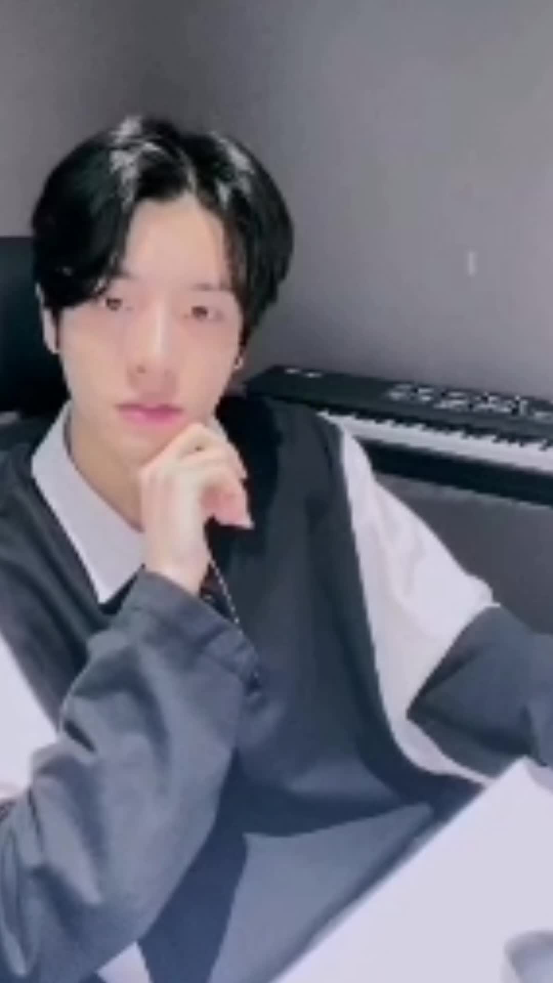 @Sungz- bring heeseung back pls