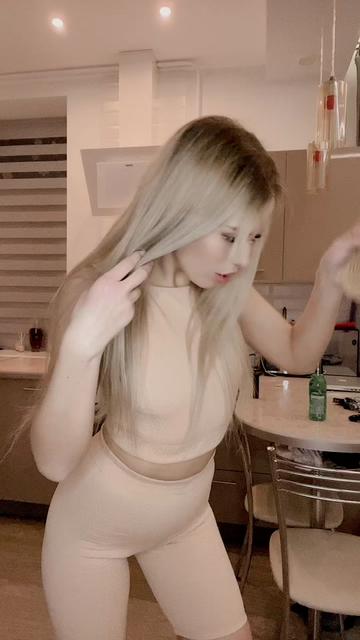 @Blonda757☝️