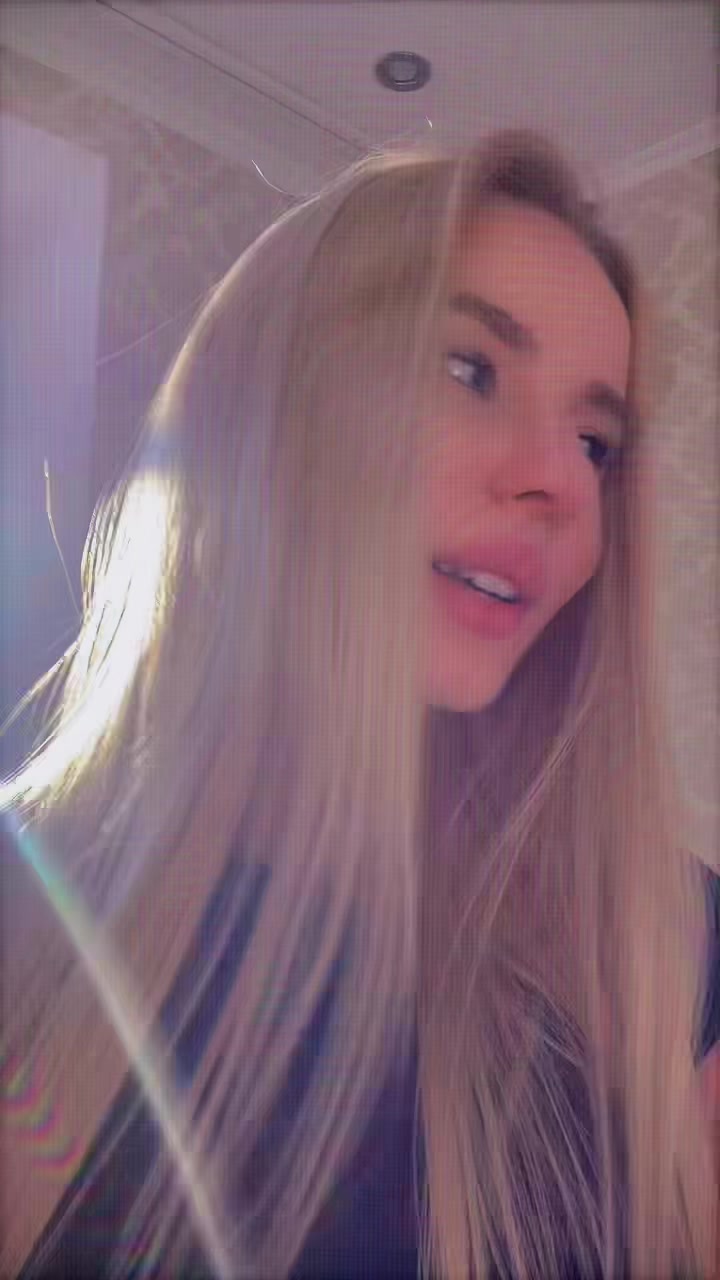 @Nastya 🖤
