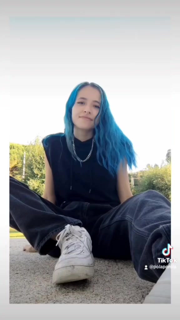 @☆ 𝖕𝖔𝖑𝖆 ☆