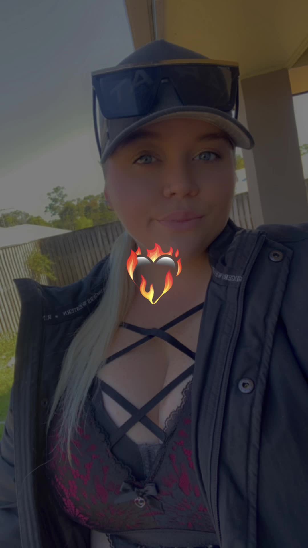@thick_country_chick22