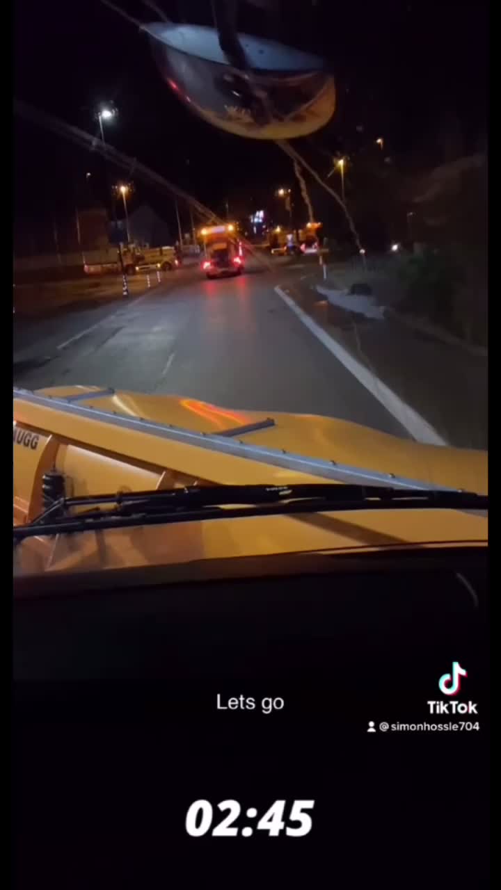 @simonhossle704