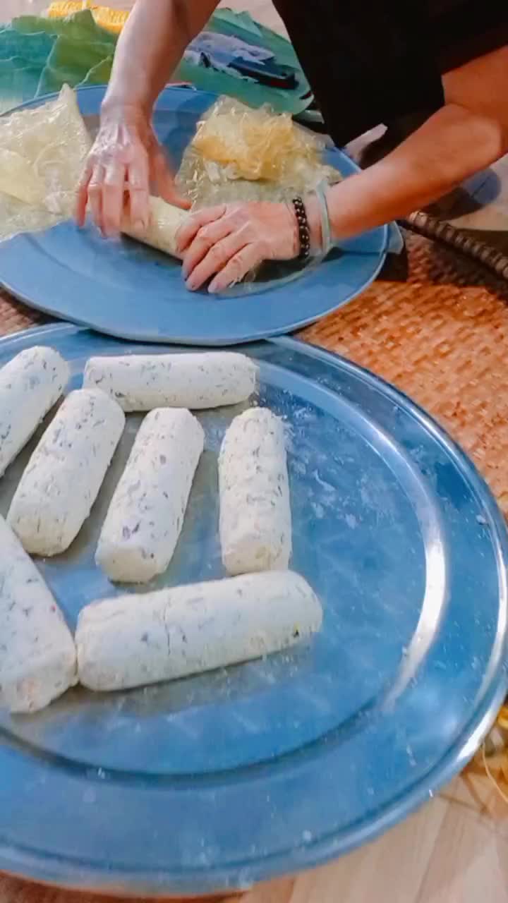 @Th&ugrave;y Dương Cần T&acirc;y