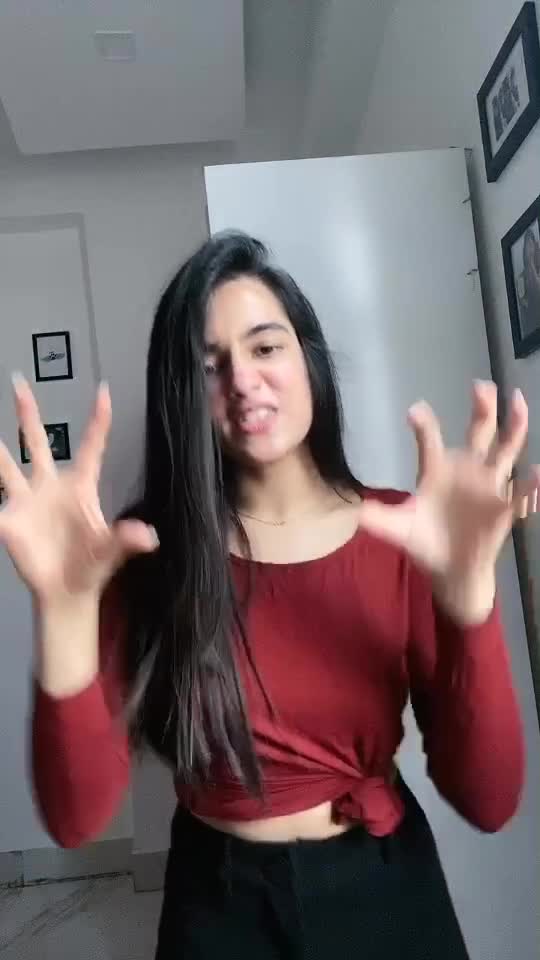@Hanshika Shah 🌙