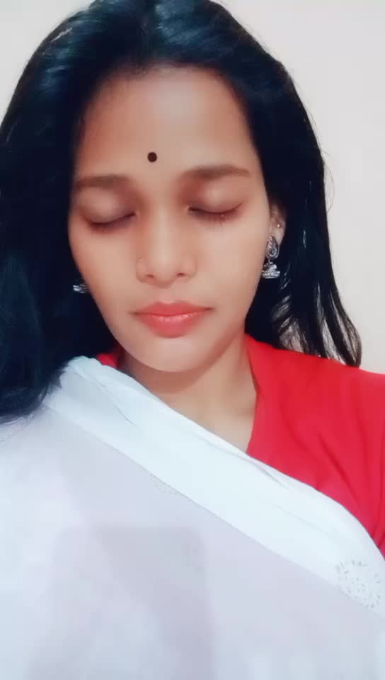 @Sagarika Ghosh👑🦁
