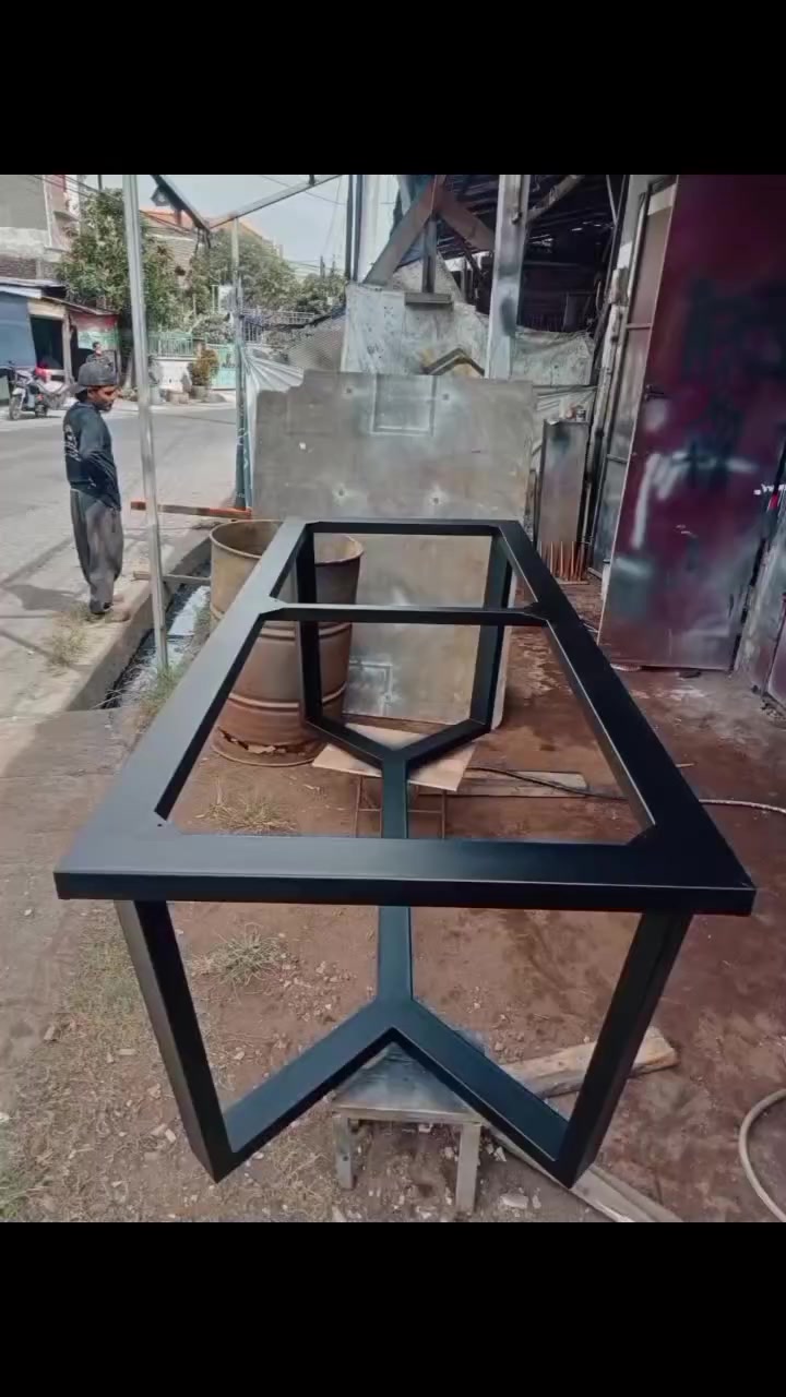 @D.I.Y_furniture