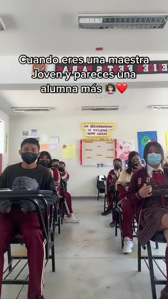 @Miss Mirtha oficial 🎀👩🏻🏫