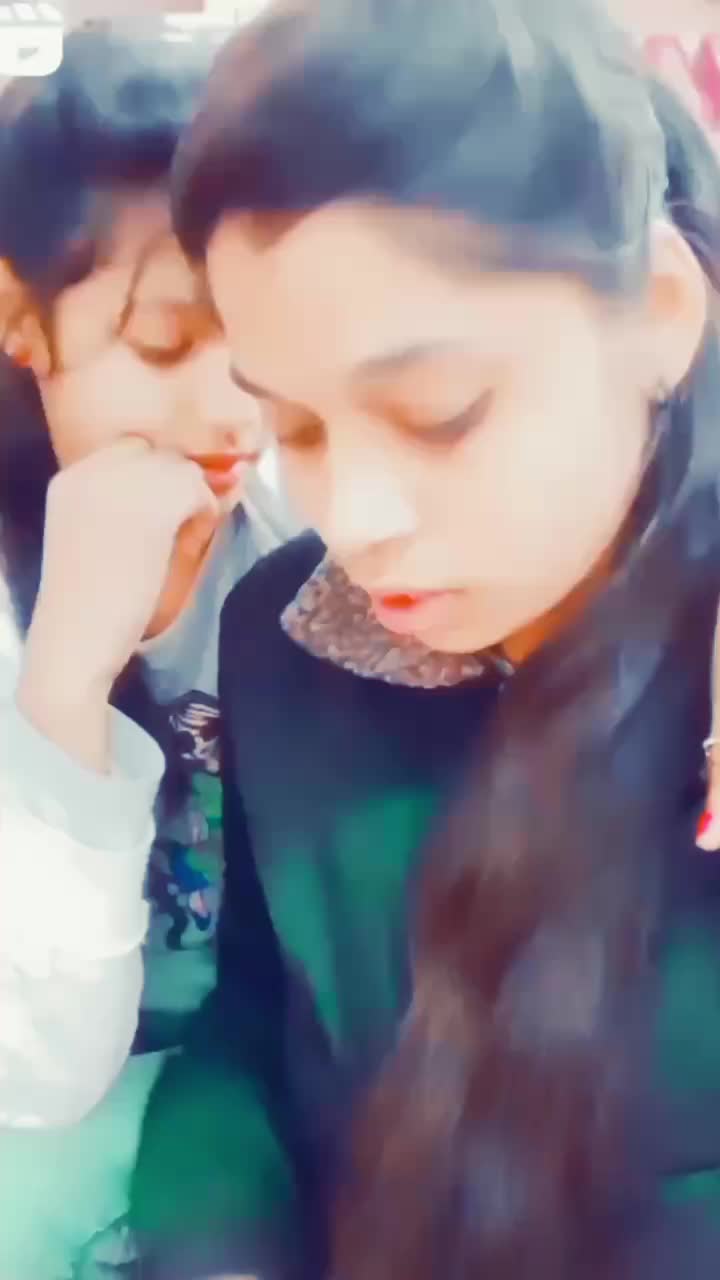 @cute girl 😍😍😍