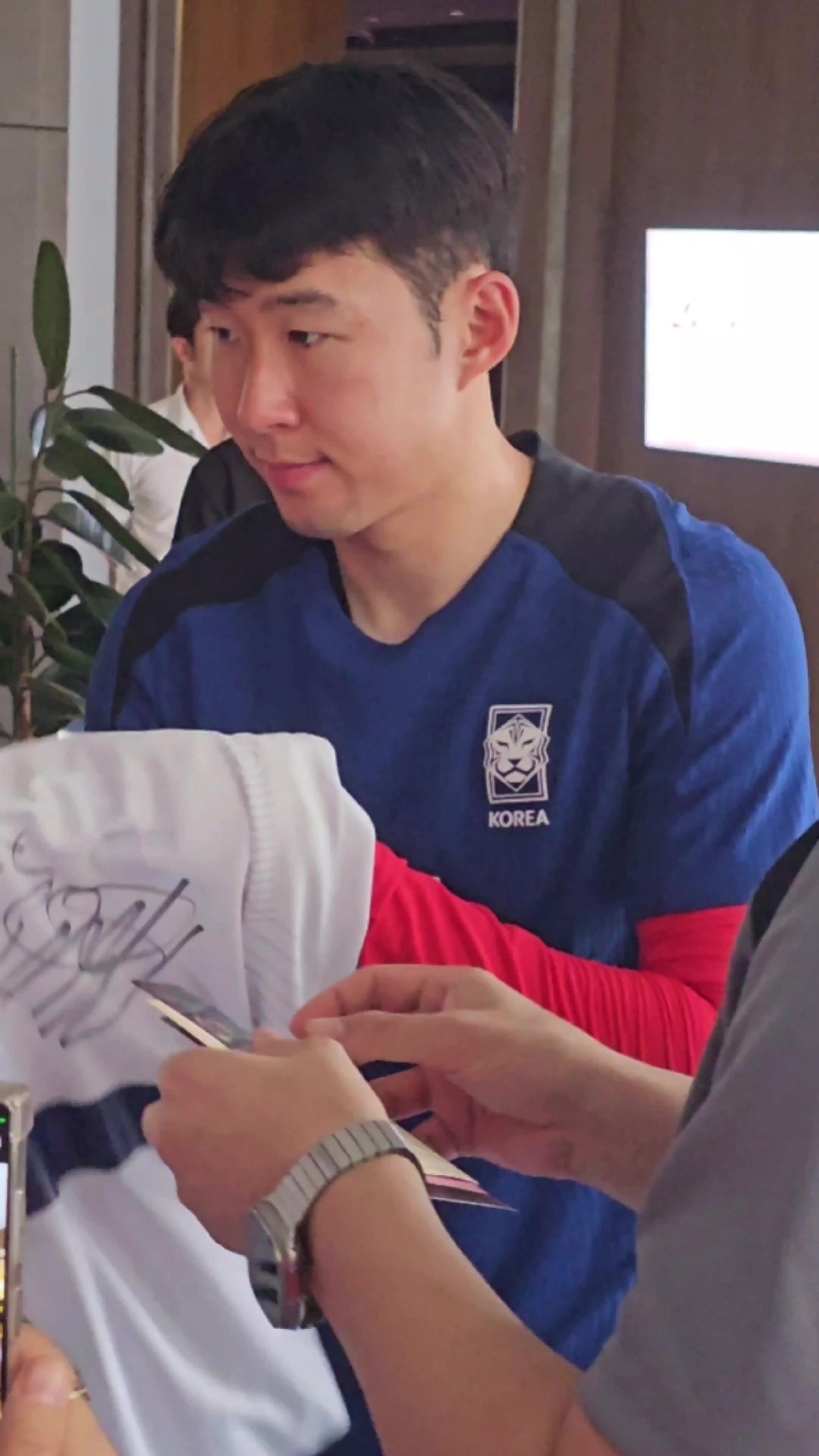 @Sonny07SonHeungMin