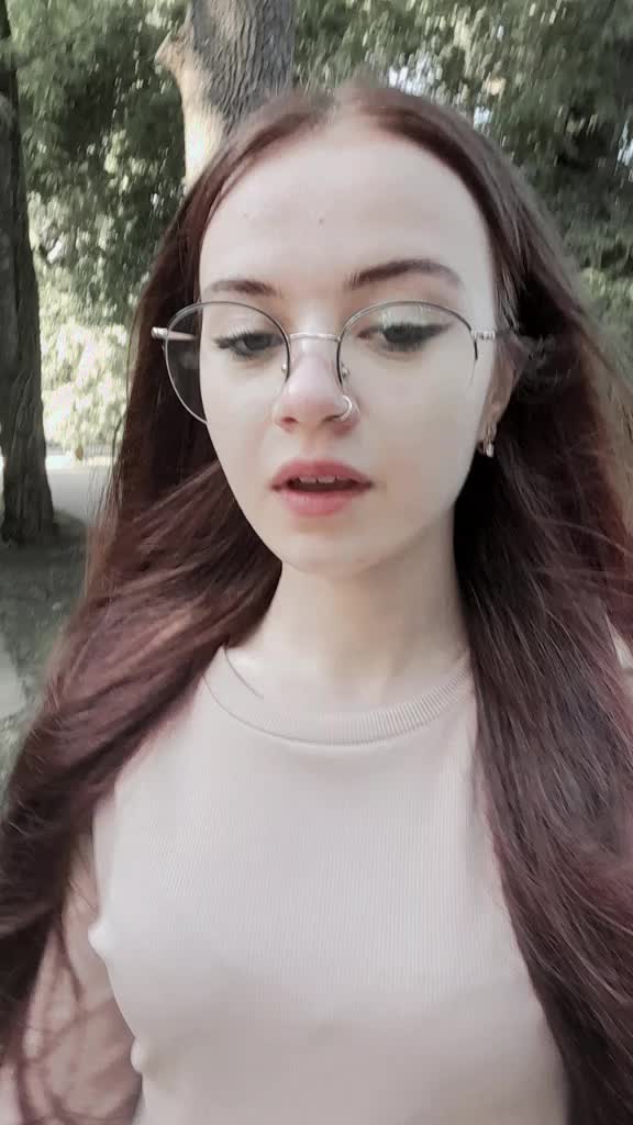 @🌚